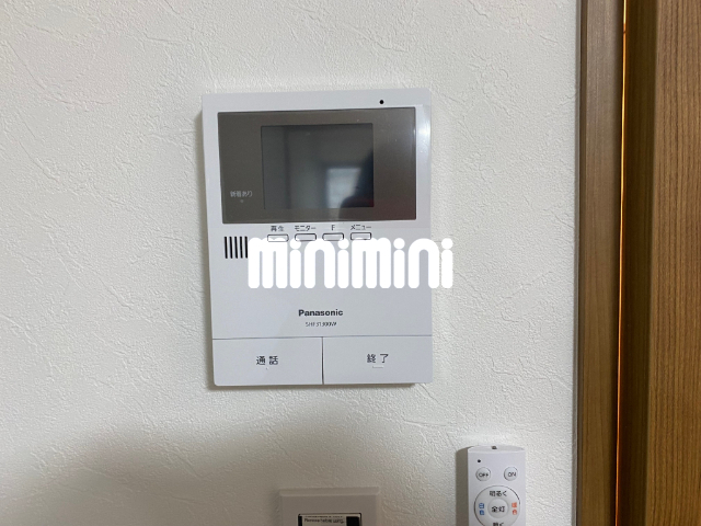 ����10