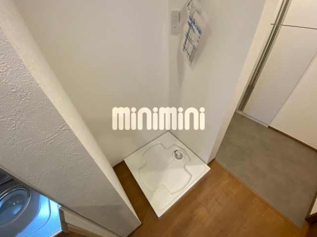 ����7