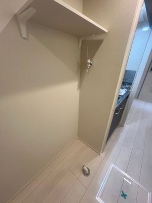 ����9