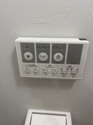 ����13