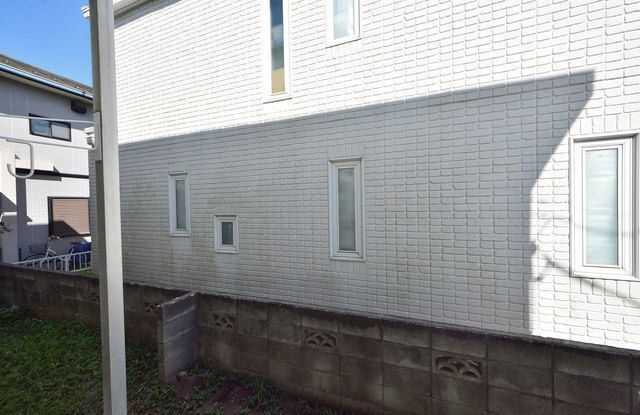����11
