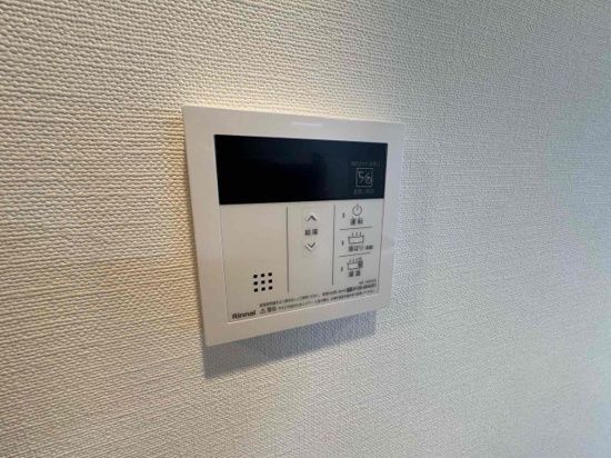 ����10