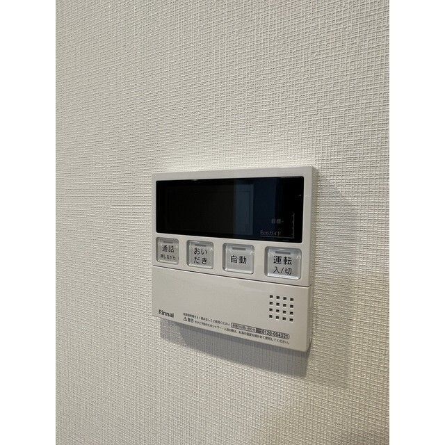 ����9