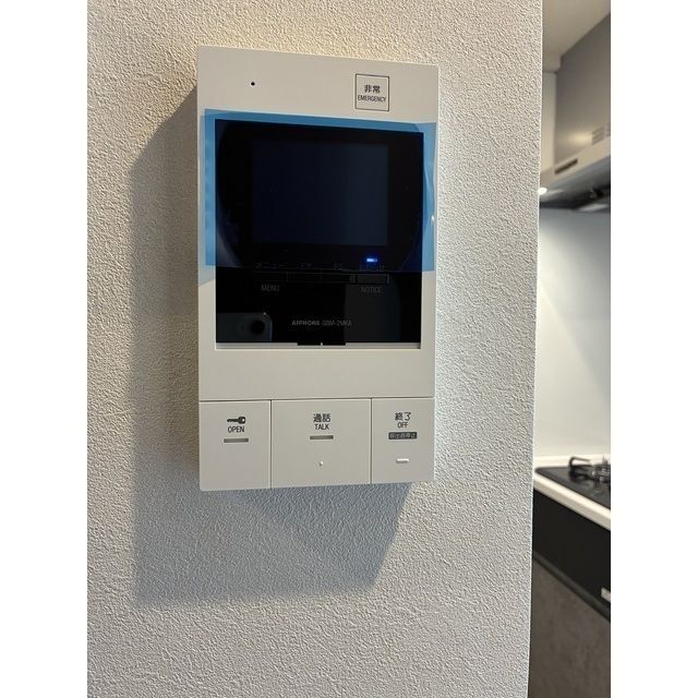 ����7