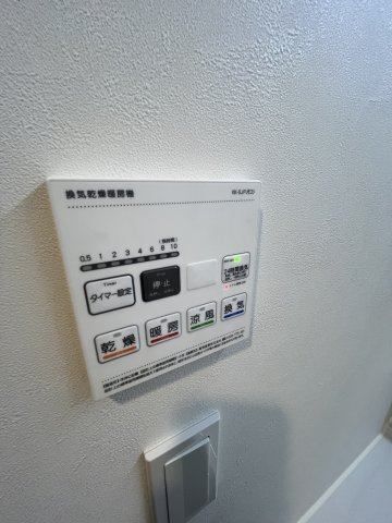 ����10