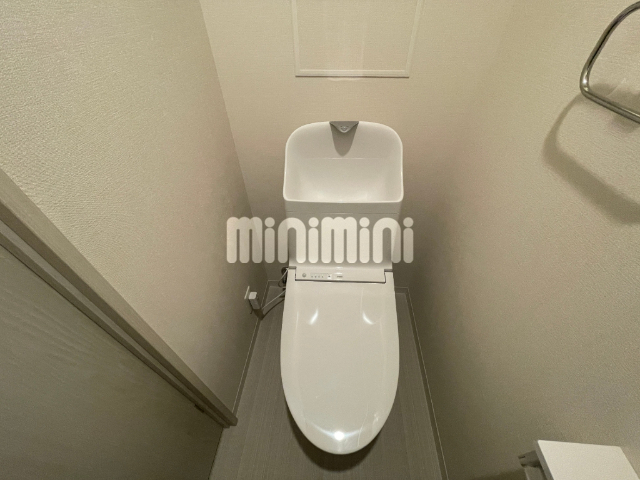 ����4