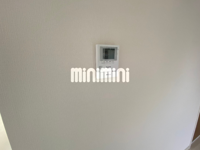 ����10