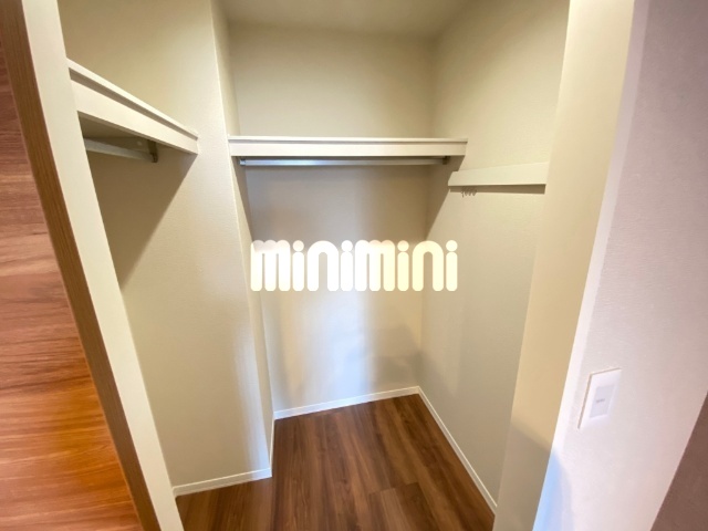 ����6