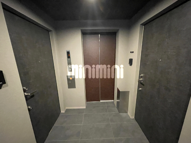 ����22