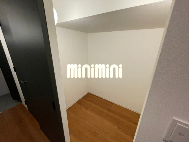 ����6