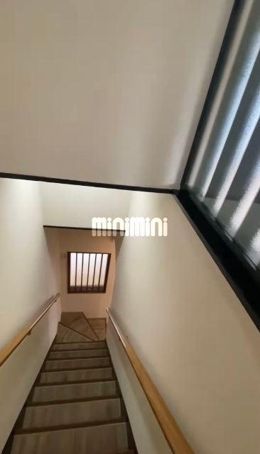 ����11