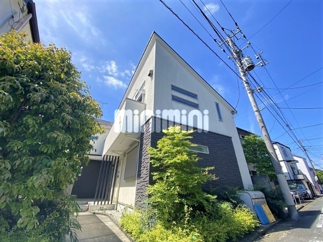 �����{���@�����E�w�i�k��9���j