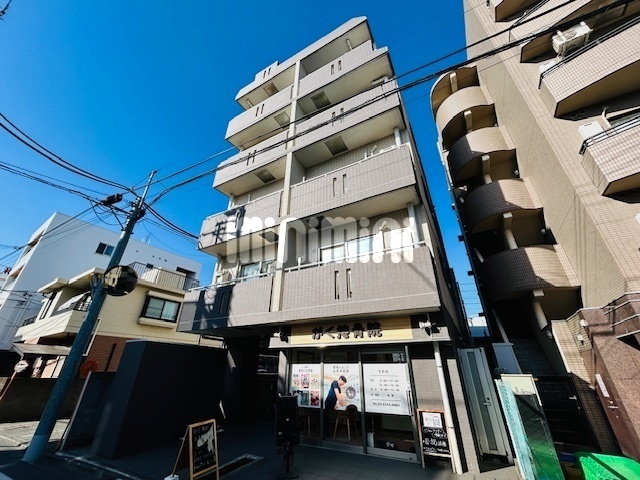 �����{���@�����E�w�i�k��7���j