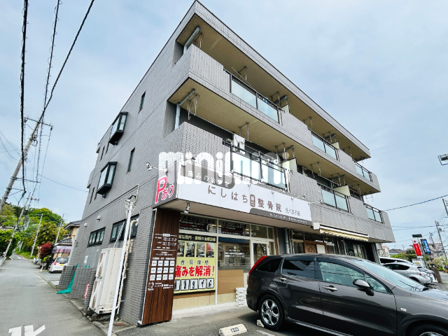 �����s�����q�s�������q���P���ڂR�k�c�j