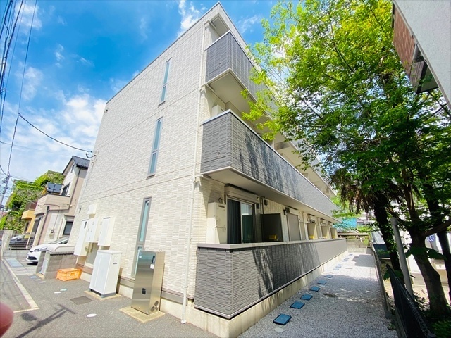 �����{���@����w�i�k��8���j