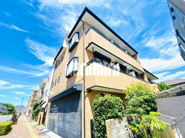 �������������@����w�i�k��3���j