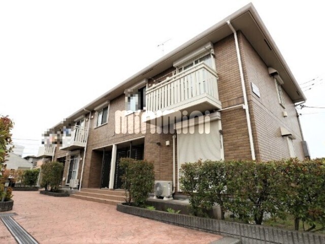 ���l���@���{�w�i�o�X8�� �E�����h��A �k��3���j