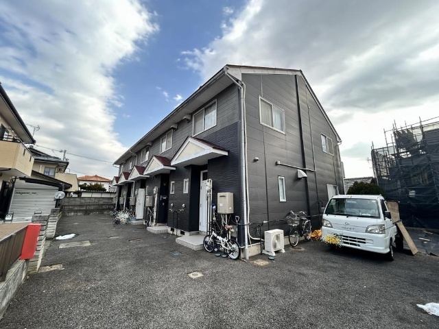 ����d�S������@�{���w�i�k��9���j