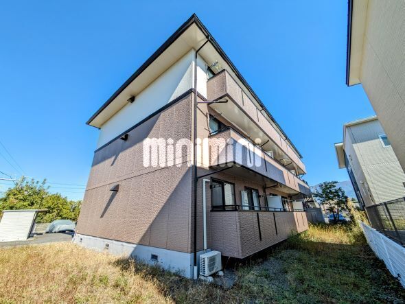 �m����@����w�i�k��3���j