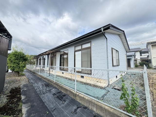 ���쌧����s�厚�O�˂R�c�j