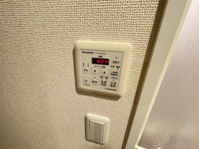 ����14