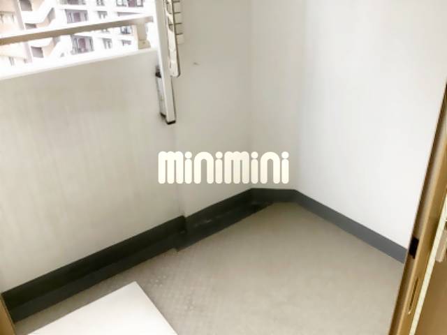 ����6