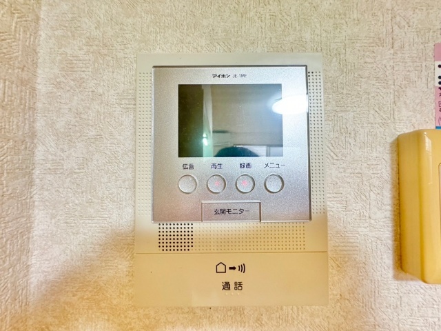 ����7