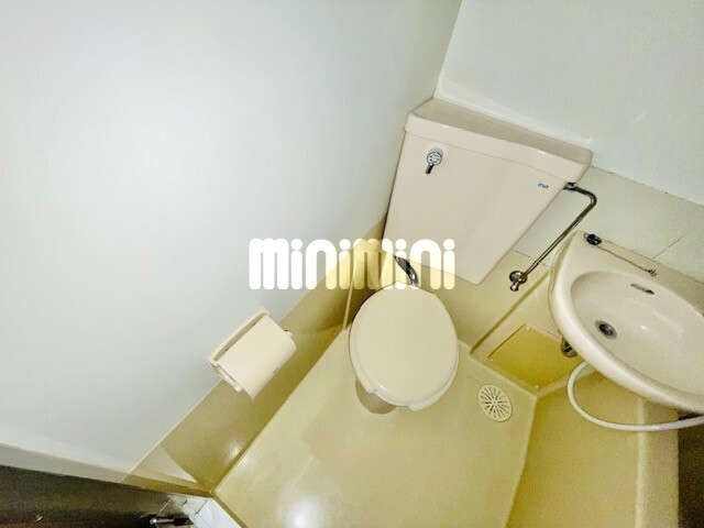 ����7