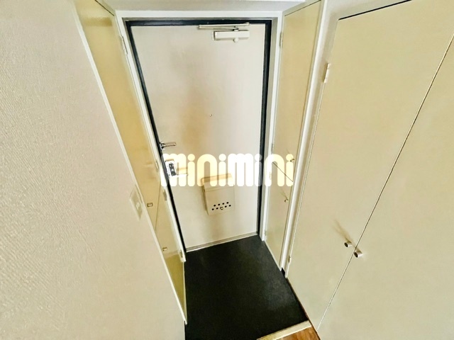 ����10