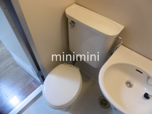 ����19