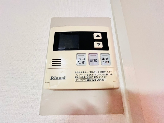 ����11