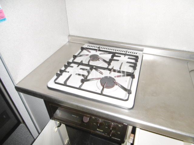 ����17