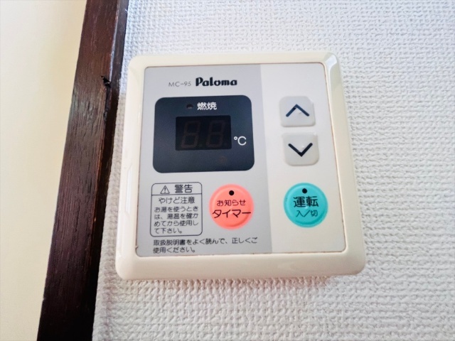 ����11