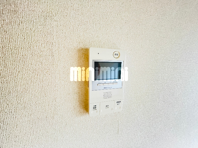 ����7