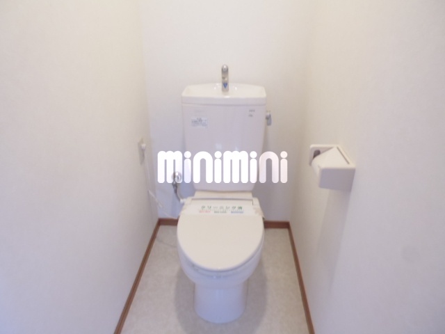 ����4
