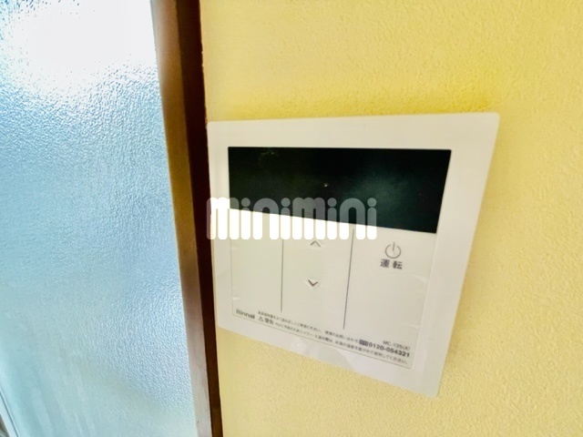 ����10