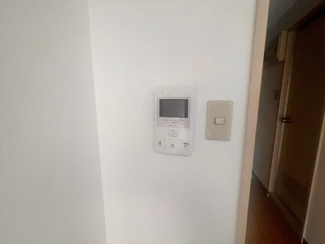 ����6