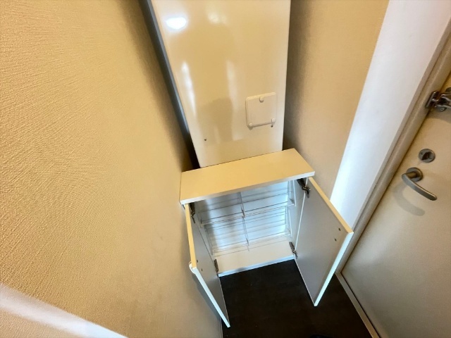 ����5