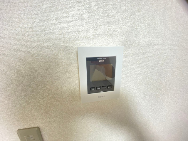 ����10
