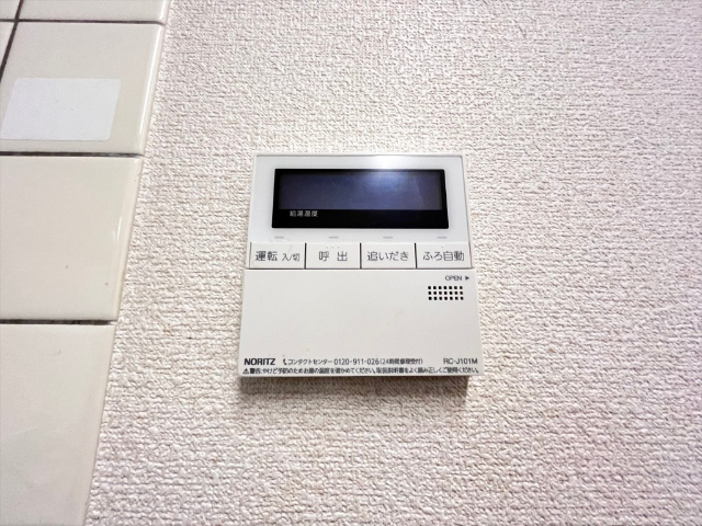 ����11