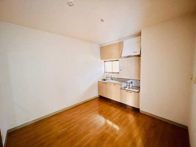 ����2