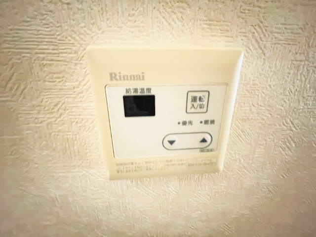 ����14