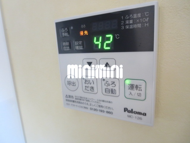 ����11