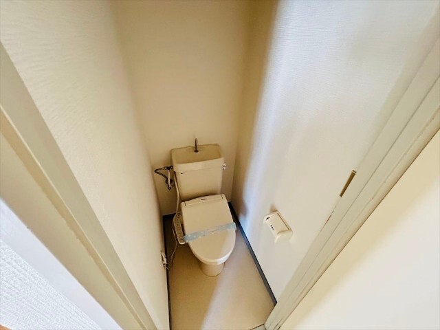 ����5