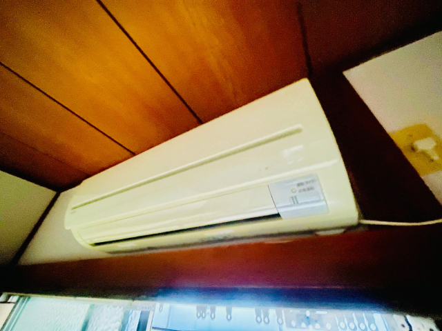 ����8