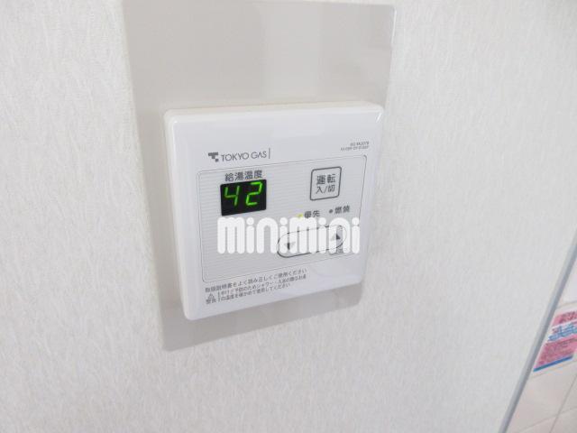 ����11