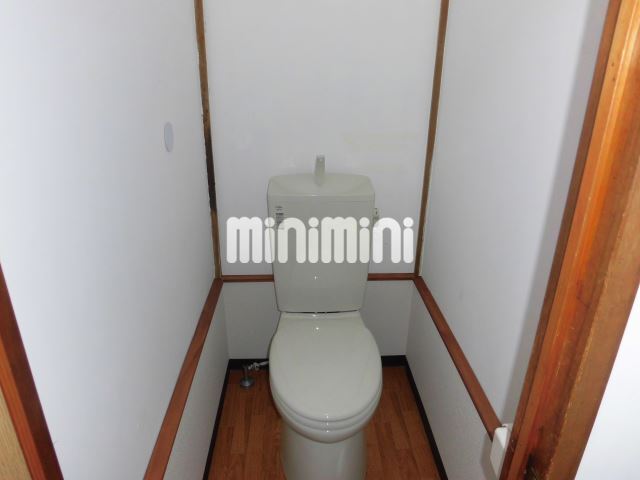 ����4