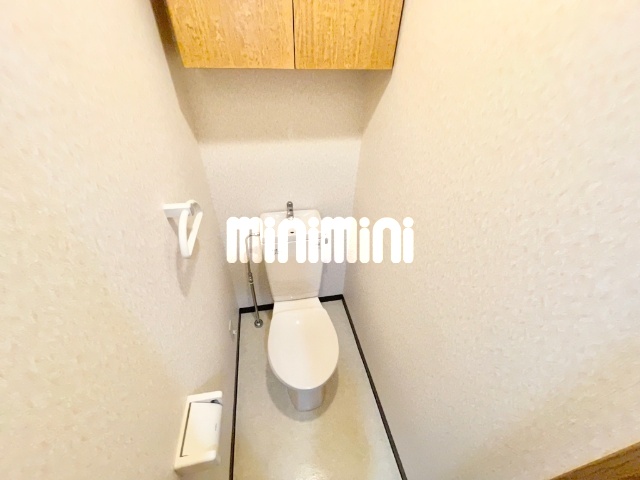 ����4