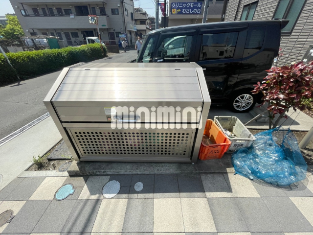 ����16