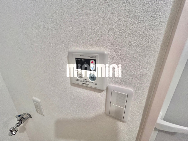 ����7